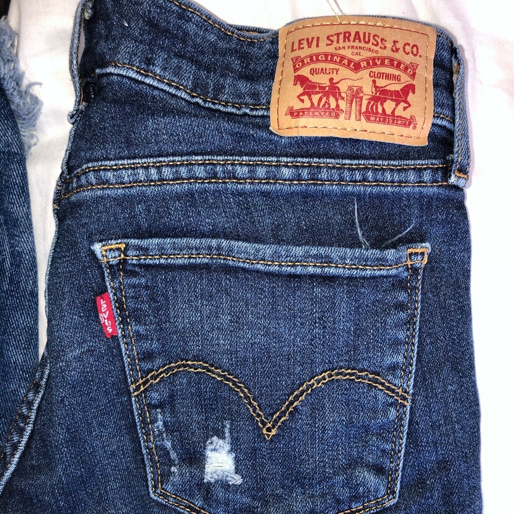 Levi jeans